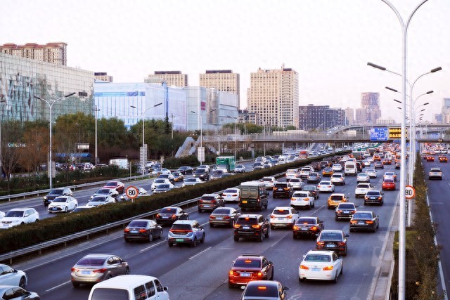 上海限行規(guī)則 車輛類型 行駛區(qū)域動(dòng)態(tài)調(diào)整_禁行