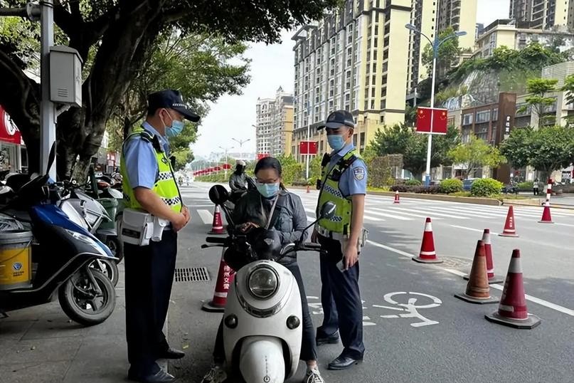 限行_摩托車限行政策放寬_電動(dòng)摩托車新國(guó)標(biāo)實(shí)施