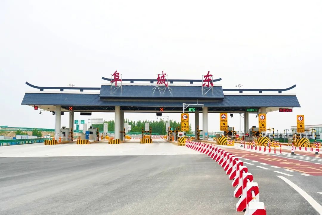 2025年端午節(jié)高速出行流量預(yù)判_端午節(jié)旅游包車(chē)免費(fèi)政策_(dá)出行提示